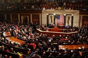 مشروع قانون أمريكي يلزم بمراجعة الكونجرس لأي أتفاق مع إيران