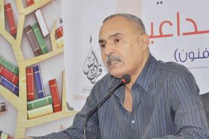 جعفر حسن... الناقد في مرآته