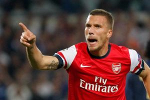 وكيل بودولسكي يلمح إلى إمكانية رحيله إلى الدوري التركي