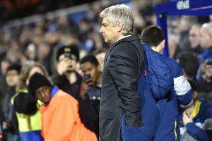 فينجر: ويلبيك يلعب دورا هاما مع ارسنال رغم انه لا يشارك في مركزه المفضل