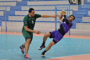 شاهد الصور...البحرين يفوز على الاتحاد في دوري اليد