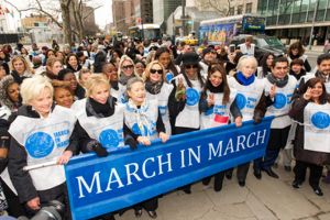 نيويورك تستضيف مسيرة تضامن مع حقوق المرأة