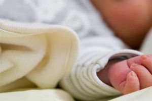 نجاة رضيعة بعد 14 ساعة من انقلاب سيارة في نهر بولاية يوتا الامريكية