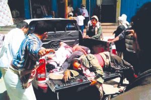 هادي يستعد لمواجهة شاملة بنقل وحدات من الجيش إلى عدن