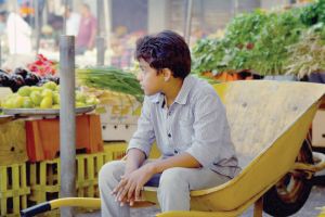 «السوق المركزي» وصالح ناس بين أوروبا وبيروت