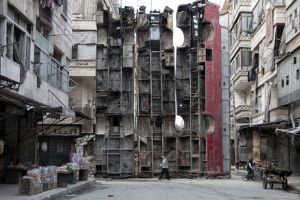 وفد من المعارضة السورية يبحث في القاهرة جهود حل الأزمة السورية