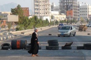 معارك ضارية في طريق العرقوب المؤدية إلى زنجبار بين الجيش اليمني وقوات موالية لهادي