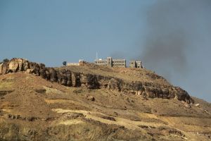 مصدر عسكري: سقوط 15 قتيلاً في غارات جوية على قوات المتمردين في صنعاء