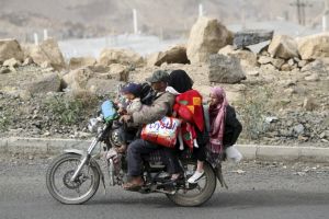 قبائل موالية لهادي تأسر مسلحين حوثيين في شبوة شرقي اليمن