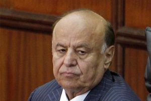 الرئيس اليمني عبد ربه منصور هادي يقيل محافظي لحج وأبين