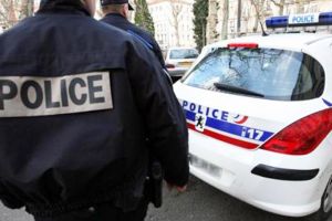ضبط حوالي 80 كلغ من الكوكايين في صناديق للموز داخل متجر قرب باريس