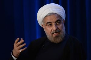 روحاني يطلب مساعدة السلطان قابوس لوقف 'عاصفة الحزم'