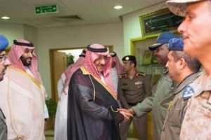 ولي ولي العهد ووزير الدفاع يتفقدان القاعدة الجوية في خميس مشيط