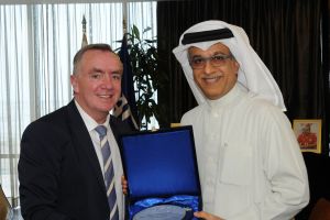 سلمان بن ابراهيم يستقبل الرئيس التنفيذي لنادي ليفربول الإنجليزي 