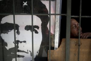 أوباما يعتبر أن التغير السياسي إزاء كوبا يفتح صفحة جديدة بالنسبة للأميركيتين