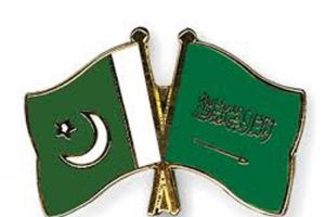 وزير سعودي في إسلام أباد بعد رفض برلمان باكستان إرسال دعم عسكري للسعودية