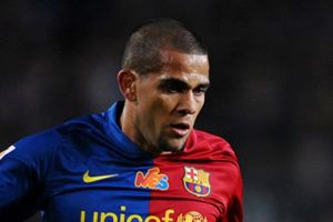 برشلونة يستعد لمواجهة باريس سان جيرمان بدون داني ألفيش المصاب