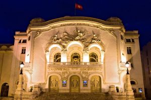 تونس تسعى لانقاذ الموسم السياحي بعد هجوم باردو