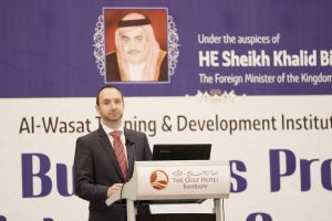 توماس سلادكو: تبادل الأفكار تطور العلاقات الفردية والدولية