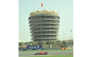 انطلاق سباق جائزة البحرين الكبرى للفورمولا وان