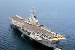 حاملة الطائرات الفرنسية شارل ديغول تغادر منطقة الخليج