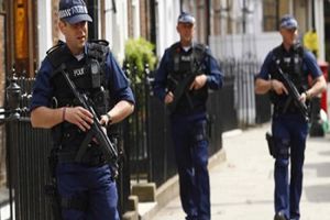 الشرطة البريطانية تعتقل مشتبها به رابع في حادث اغتيال عالم دين مسلم معارض للحكومة السورية