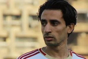 فحوصات طبية لأيمن حفني بعد إصابته في تدريبات الزمالك
