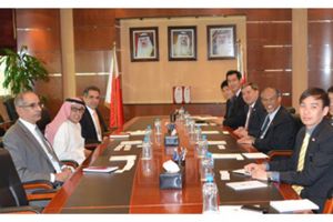 وزير الصناعة والتجارة يجتمع وزير مكتب رئيس الوزراء السنغافوري