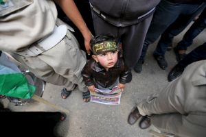 نائب التشريعي الفلسطيني يناشد السعودية التدخل لدى مصر لفتح معبر رفح