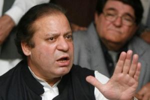 نواز شريف يؤكد على موقف باكستان بشان الدفاع عن الأراضي السعودية