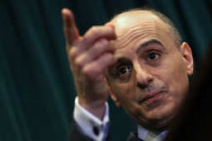 من هو وزير الخارجية السعودي الجديد عادل الجبير الذي 'أُتهمت' إيران بمحاولة اغتياله في السابق؟