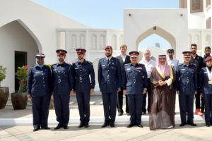 وزير الداخلية يشيد بتحقيق الفرق الرياضية للوزارة مراكز متقدمة في البطولات الخليجية والدولية