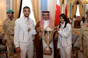ولي العهد يستقبل رئيس وأعضاء مجلس إدارة الاتحاد البحريني لألعاب القوى