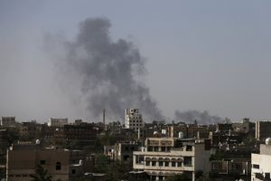 مسؤول يمني: مطار صنعاء الدولي لا يزال متوقفاً