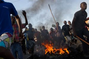 مقتل اثنين من المحتجين بالرصاص في بوروندي