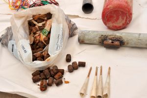 'الداخلية': القبض على مجموعة من العناصر الإرهابية بينهم محكومين بالمؤبد