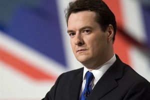 أوزبورن أول وزير يعين بالحكومة البريطانية ليستمر بمنصب وزير الخزانة 