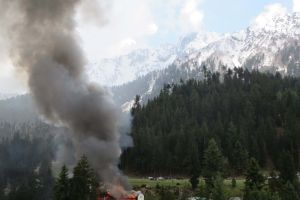 سفيرا النروج والفيليبين من بين ضحايا تحطم المروحية في باكستان