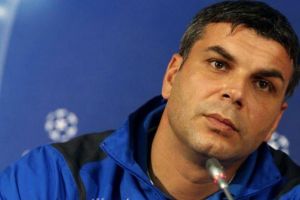 مدرب الاهلي الإماراتي: نسينا بطولة الدوري ونستعد للكأس