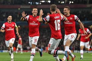 أرسنال يبقى في مقدمة السباق على المركز الثالث بعد تعادل مع يونايت