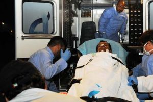 وصول عشرات الجرحى اليمنيين إلى الإمارات لتلقي العلاج