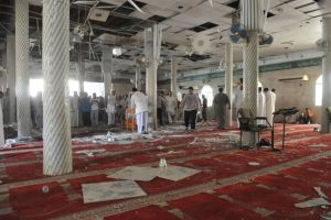 'داعش' يتبنى الهجوم الانتحاري على مسجد شيعي في القطيف