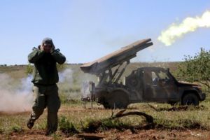 تركيا وواشنطن توقعان اتفاقا لتوفير غطاء جوي لمقاتلين سوريين يدربهم البنتاغون