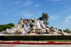 طقس البحرين: غائم جزئياً وحار خلال النهار