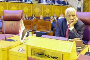 وزير الإعلام السوداني: نجدد دعوة الرئيس البشير للمعارضة من أجل الحوار