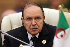 حزب الأغلبية في الجزائر يزكي مجدداً بوتفليقة رئيساً شرفياً