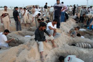 العثور على مقبرة جماعية تضم 33 جثة في بعقوبة بالعراق