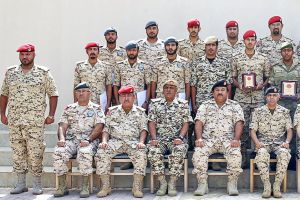 رئيس هيئة الأركان يرعى حفل تخريج دورة الشرطة العسكرية التأسيسية للضباط