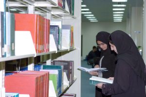 مكتبة جامعة البحرين تفتح أبوابها للطلبة يوم السبت للمراجعة