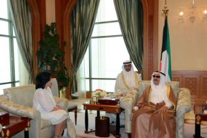 أمير الكويت يستقبل الشيخة ميّ ويؤكد دعمه للاستثمار في الثّقافة والحفاظ على التّراث